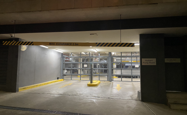 Indoor carpark with storage near Rhodes station
